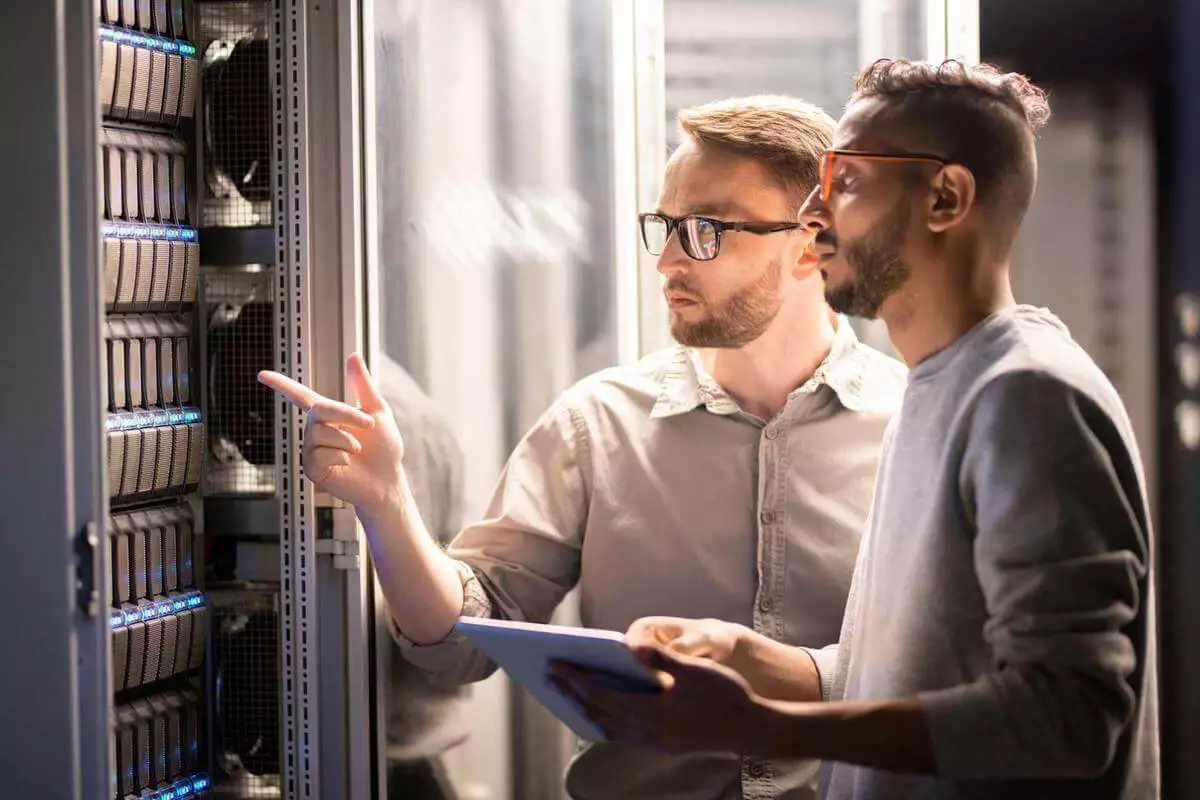 Telecom & Infrastructure